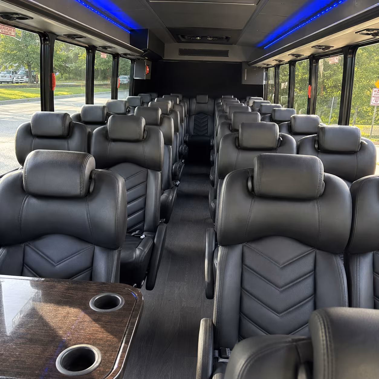 minibus rentals for smaller concert groups across yakima