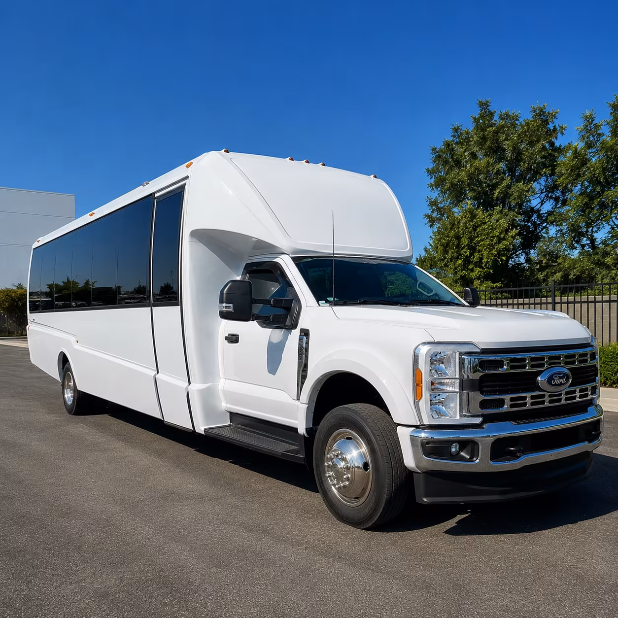 minibuses and motorcoaches to mount rainier olympia and western washington
