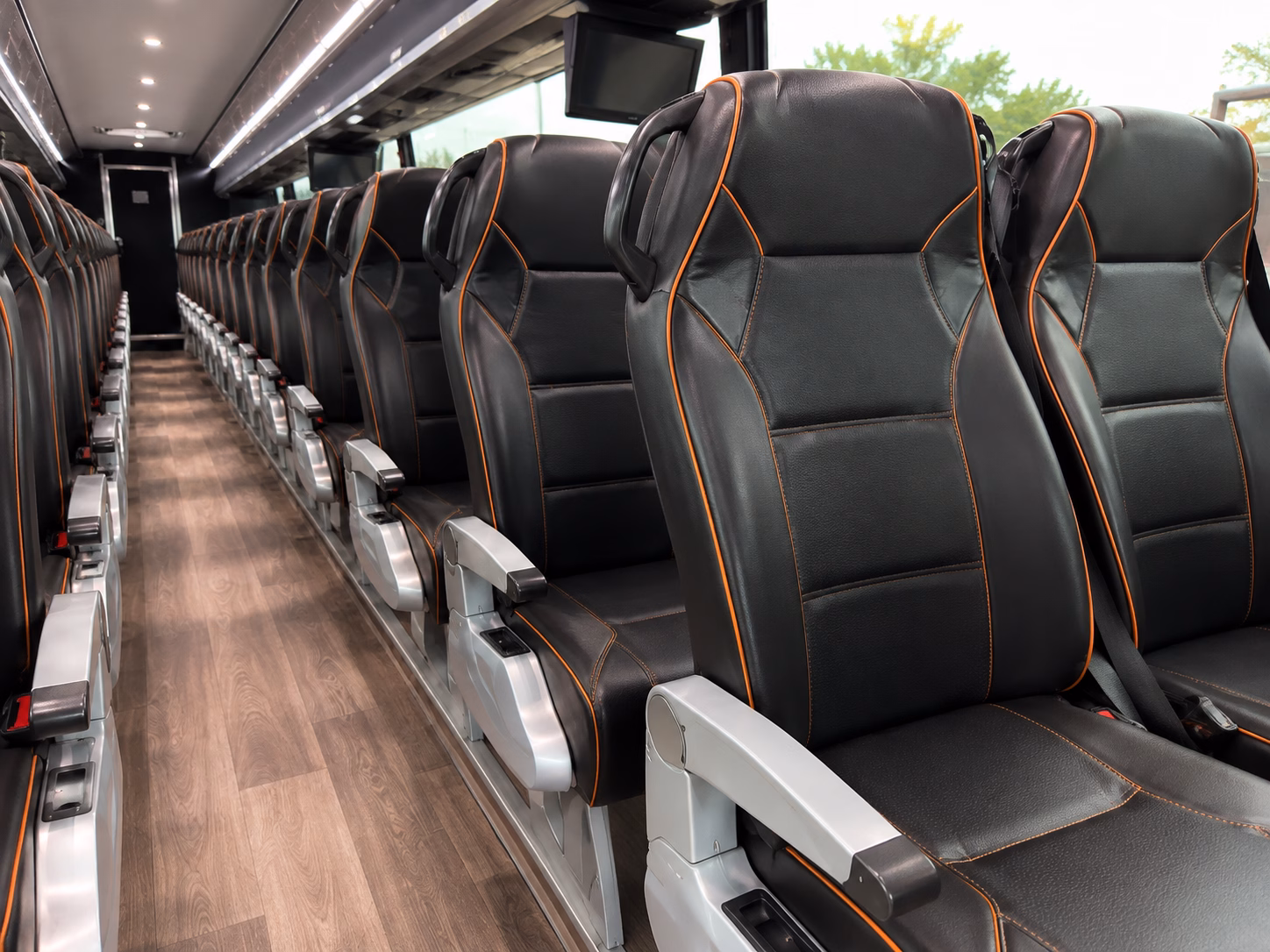 yakima charter bus hero 2